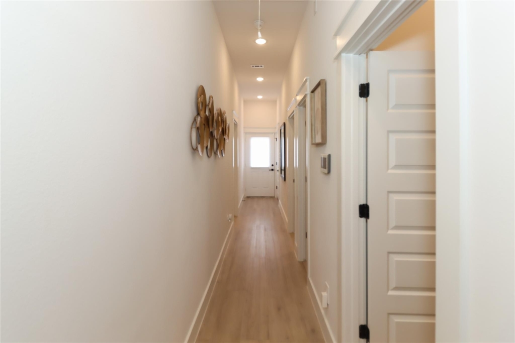 4902 Higgins Street - Photo 13