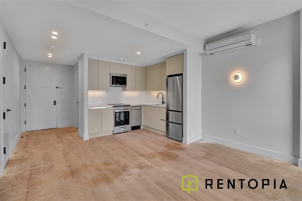 130 Hope Street - Photo 1