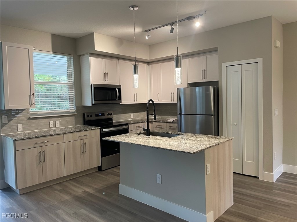7028 Ambrosia Lane - Photo 3