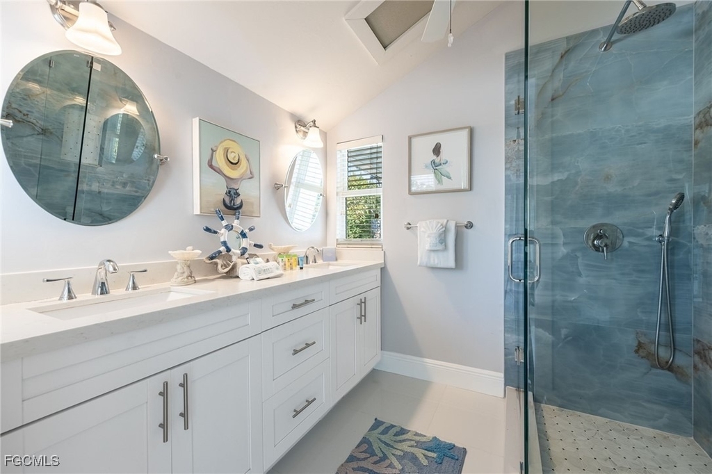 424 Lagoon Drive - Photo 24