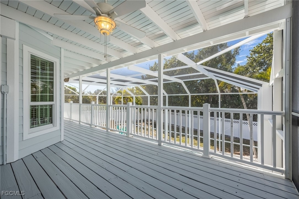 424 Lagoon Drive - Photo 31