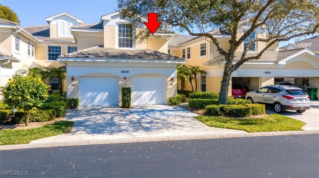8500 Mystic Greens Way - Photo 3
