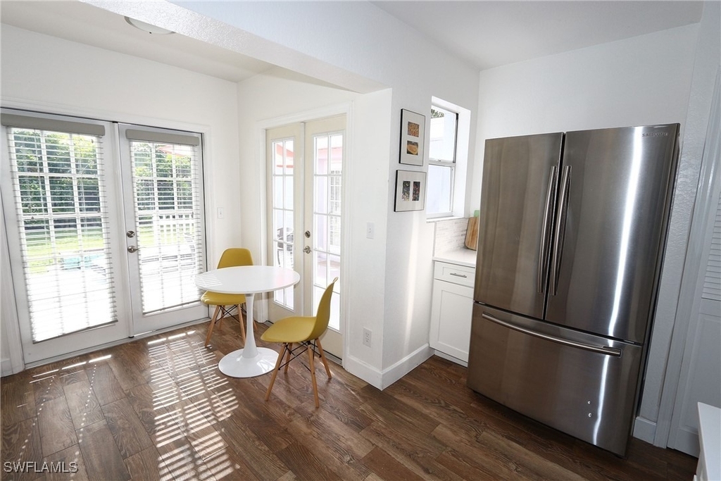 714 11th Street N - Photo 10