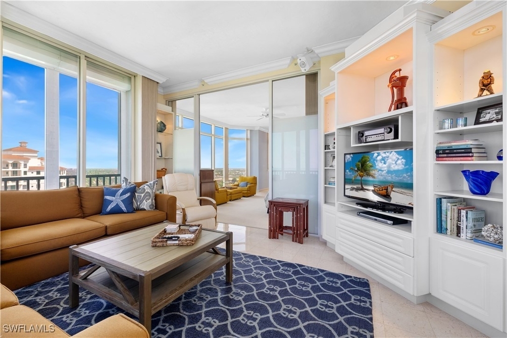 7515 Pelican Bay Boulevard - Photo 18
