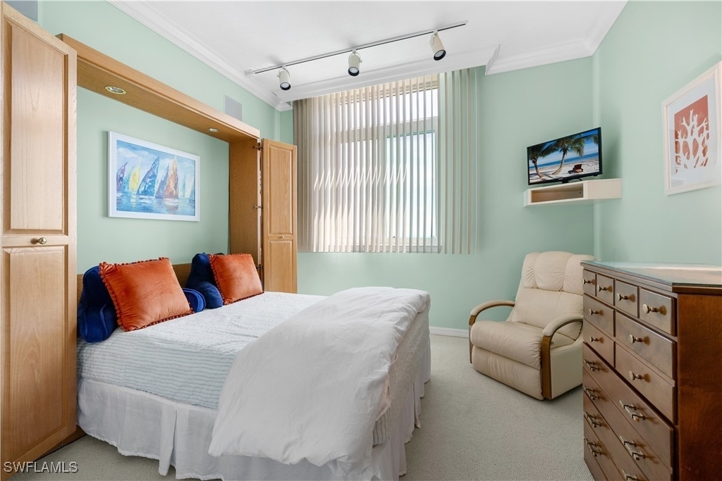 7515 Pelican Bay Boulevard - Photo 28