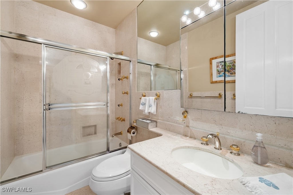 7515 Pelican Bay Boulevard - Photo 33