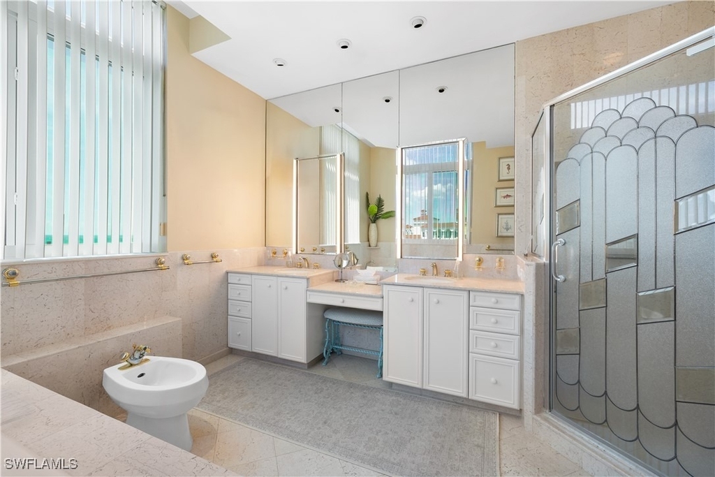 7515 Pelican Bay Boulevard - Photo 27