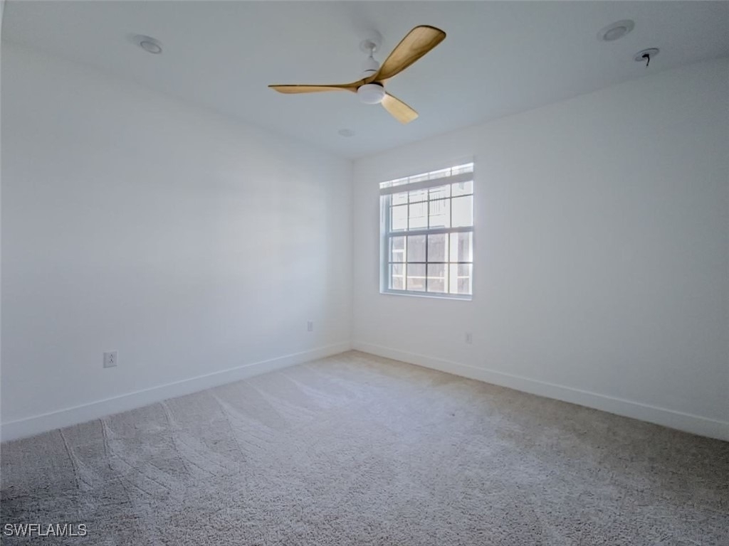 26331 Coco Cay Circle - Photo 12