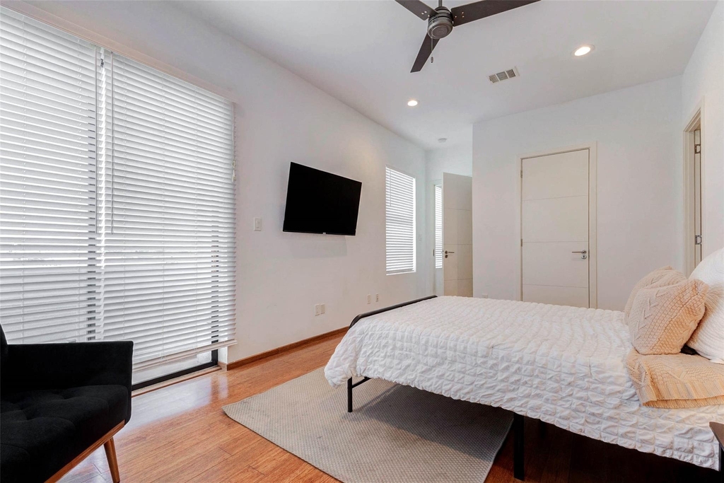 4115 Chartres Street - Photo 32