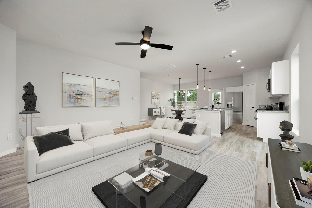 8 Donna Court - Photo 1