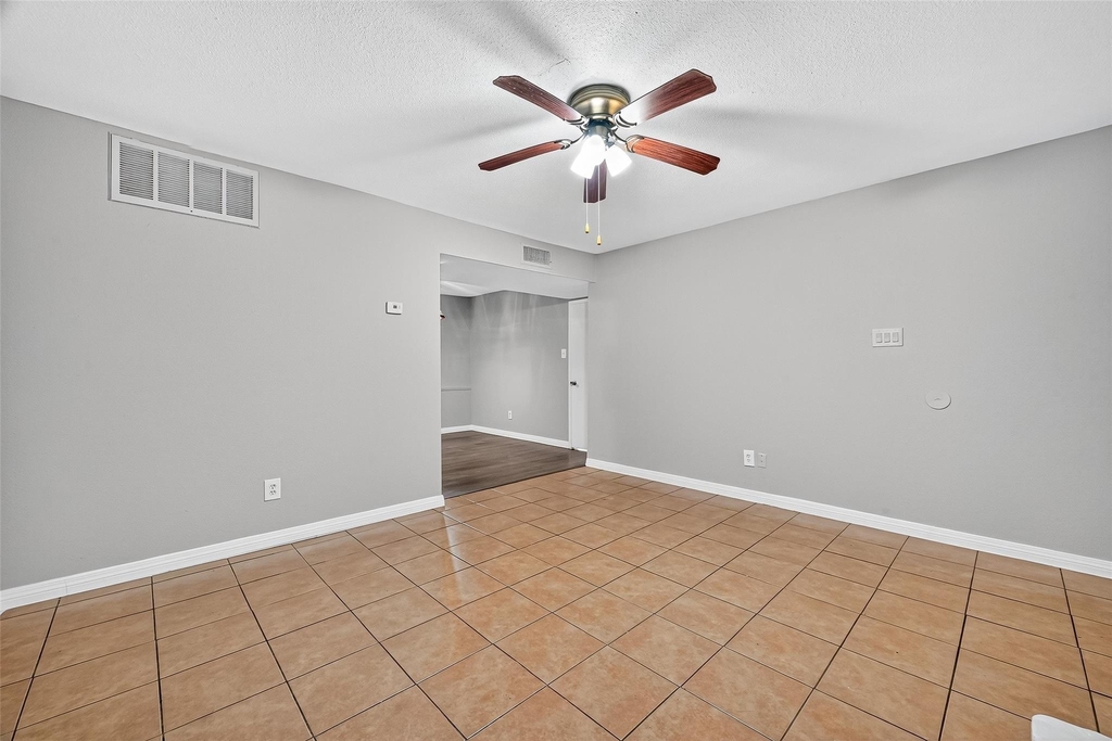2110 Wilcrest Drive - Photo 8