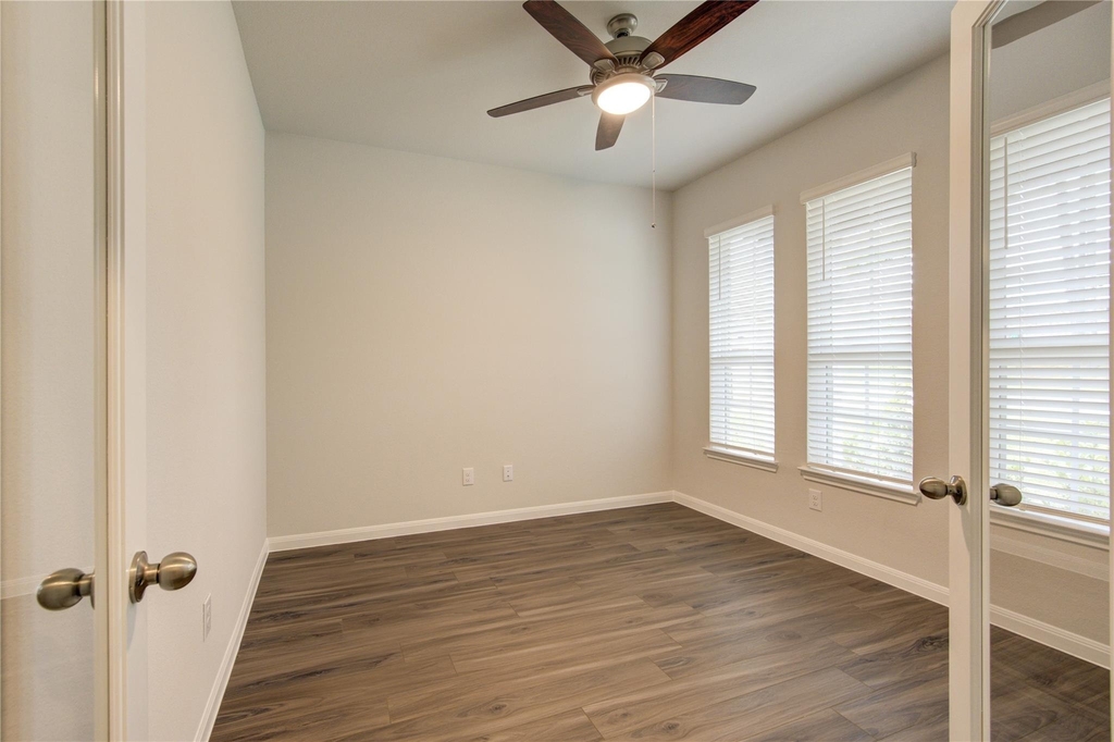 3706 Windswept Drive - Photo 3