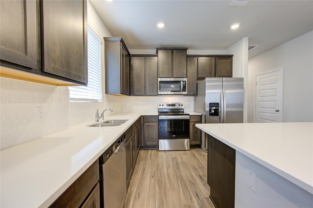 3706 Windswept Drive - Photo 7