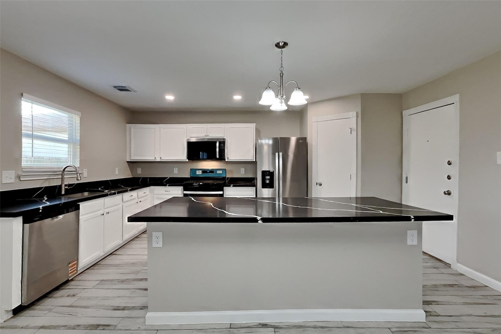 7750 Shavano Lane - Photo 3