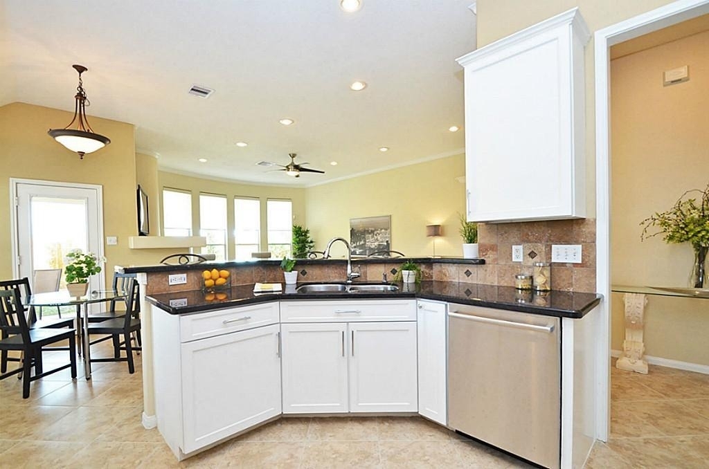 1103 Parkhaven Lane - Photo 3