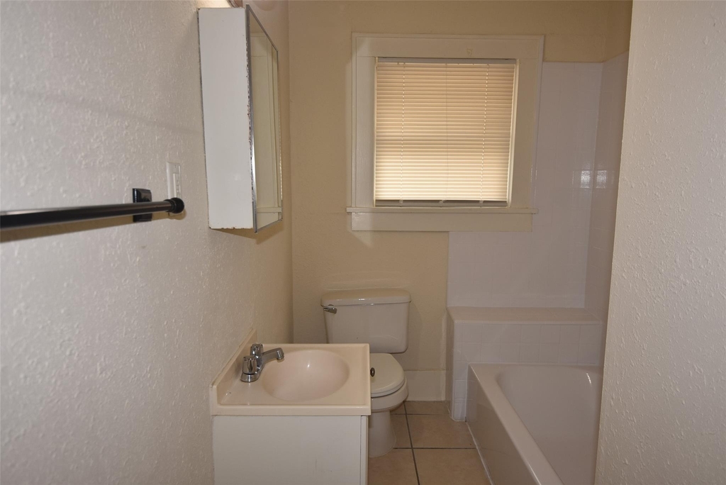4618 Clay Street - Photo 14