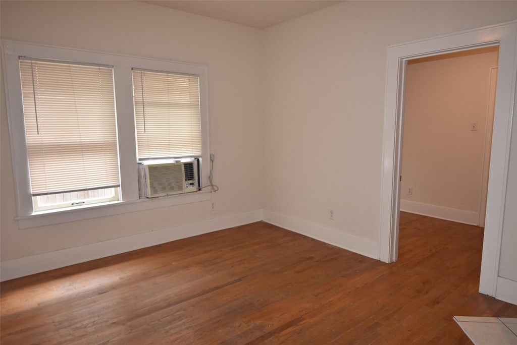 4618 Clay Street - Photo 5