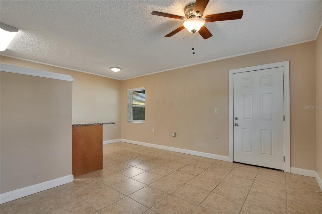 1800 E Harding Street - Photo 2