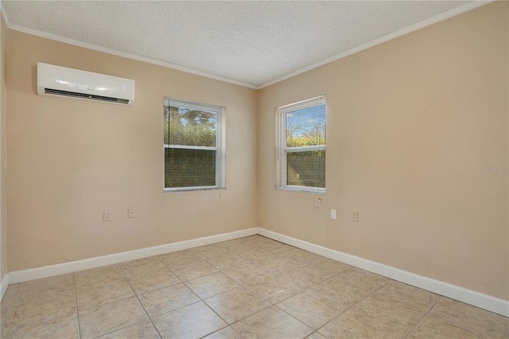 1800 E Harding Street - Photo 7