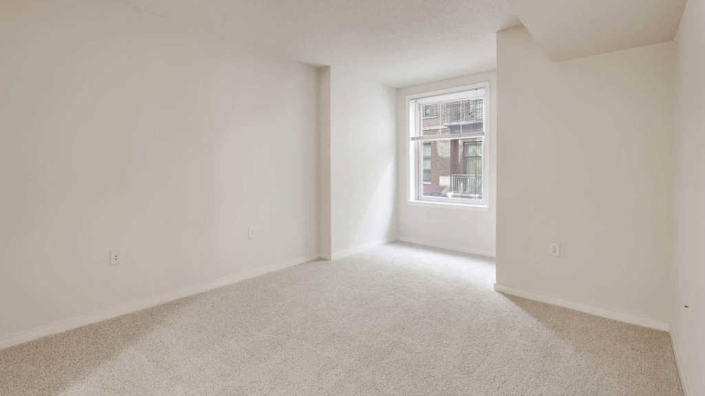 2400 M Street Nw - Photo 48