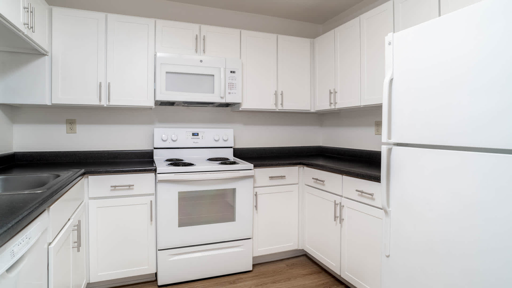 24922 Hidden Hills Road - Photo 5
