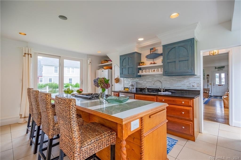 153 4th Avenue - Photo 7