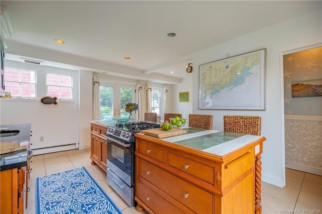 153 4th Avenue - Photo 9