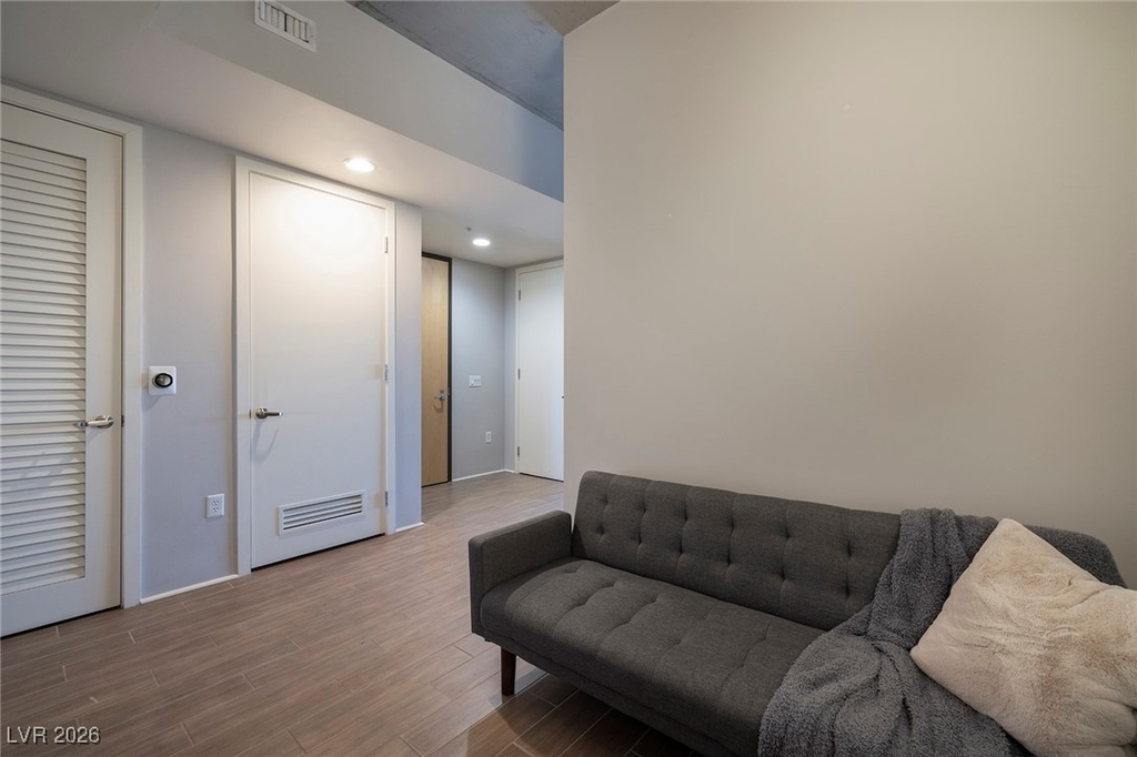 353 E Bonneville Avenue - Photo 31
