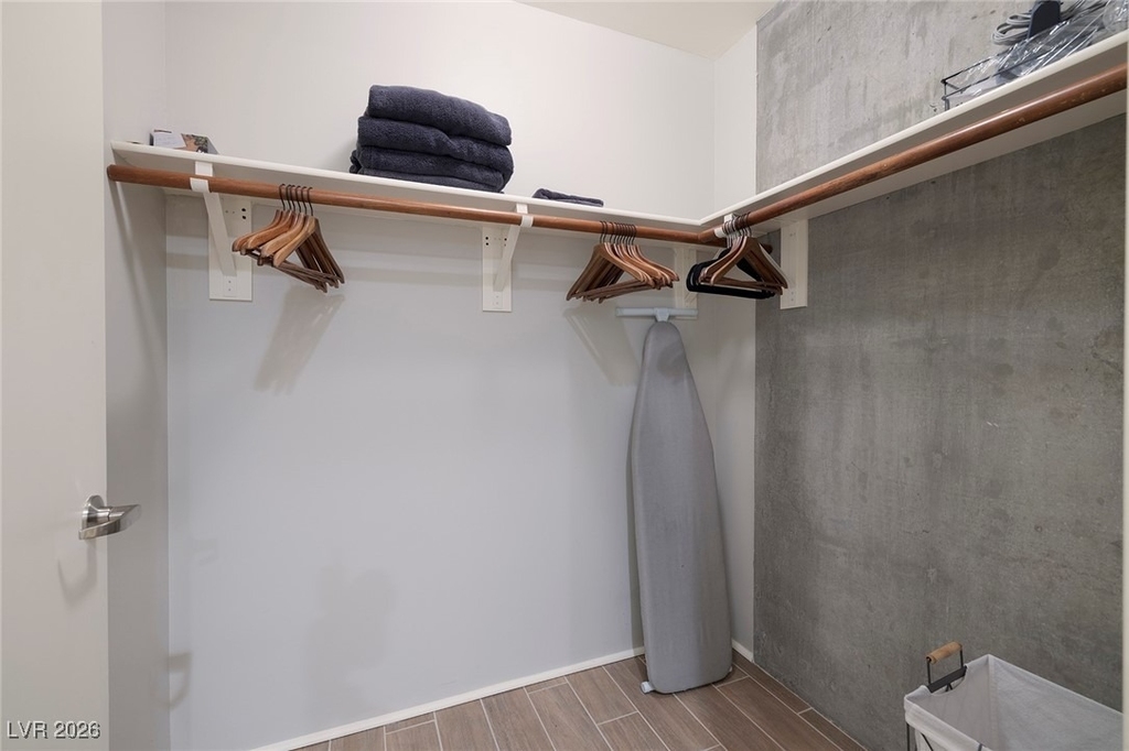 353 E Bonneville Avenue - Photo 22