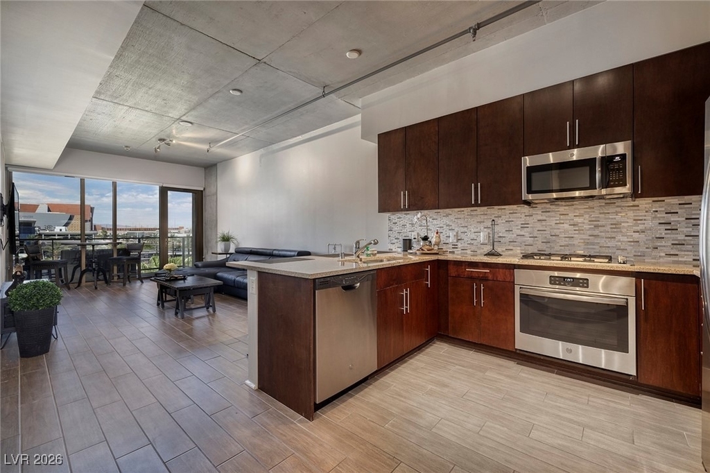 353 E Bonneville Avenue - Photo 33