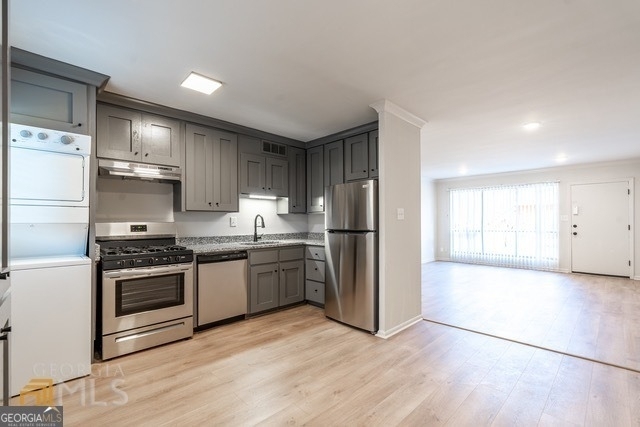 1135 Woodland Avenue Ne - Photo 5