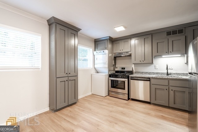1135 Woodland Avenue Ne - Photo 6