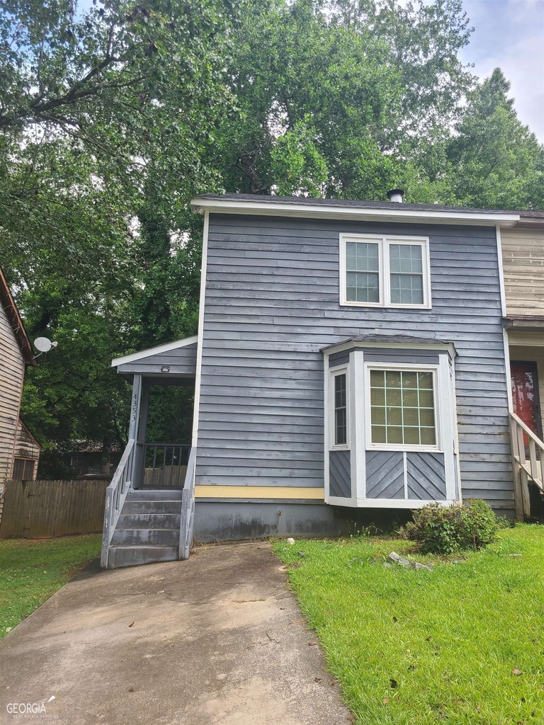 4353 Barrington Place - Photo 0