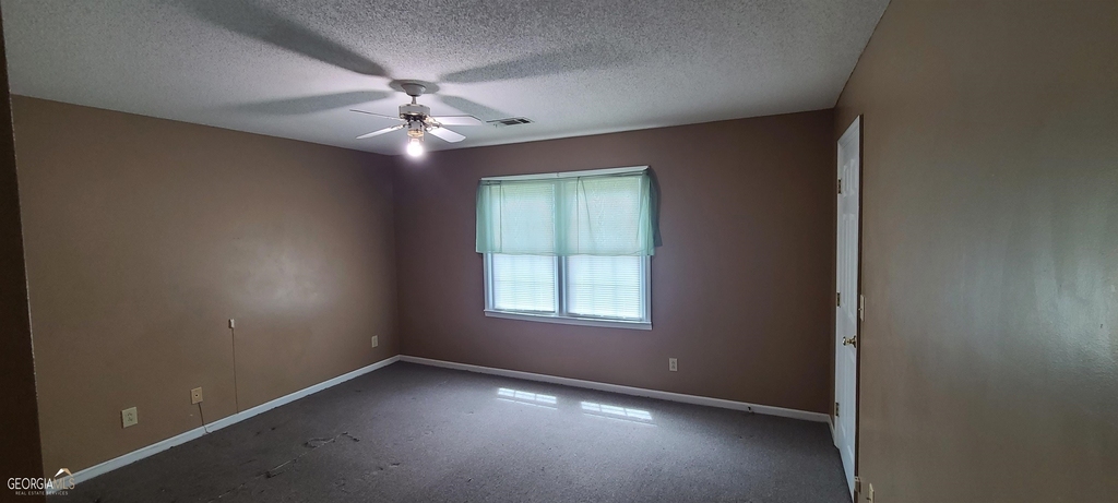 4353 Barrington Place - Photo 6