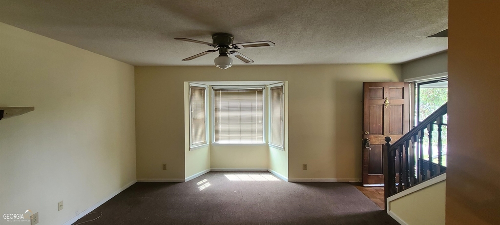 4353 Barrington Place - Photo 3