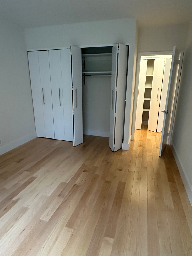 West 53rd Street - Photo 3