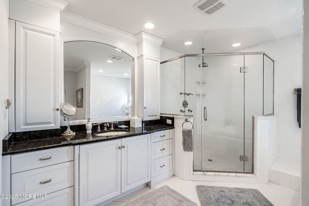 38 Ocean Avenue - Photo 16