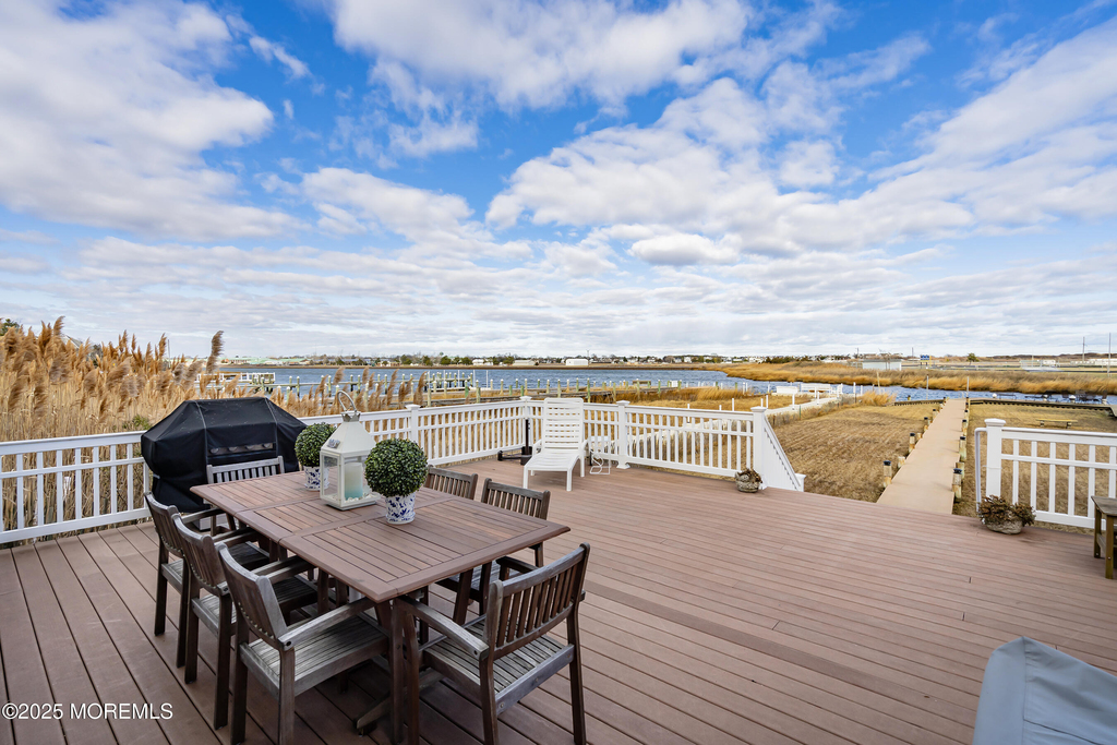38 Ocean Avenue - Photo 5