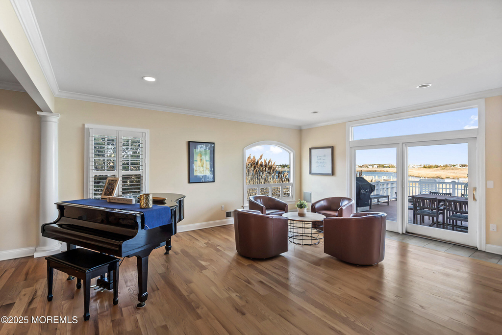 38 Ocean Avenue - Photo 7