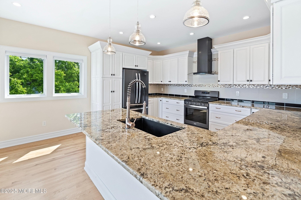 3 Grant Avenue - Photo 4