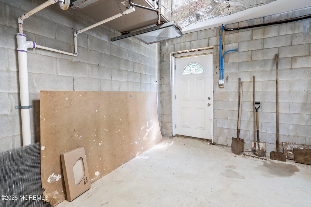 3 Grant Avenue - Photo 32