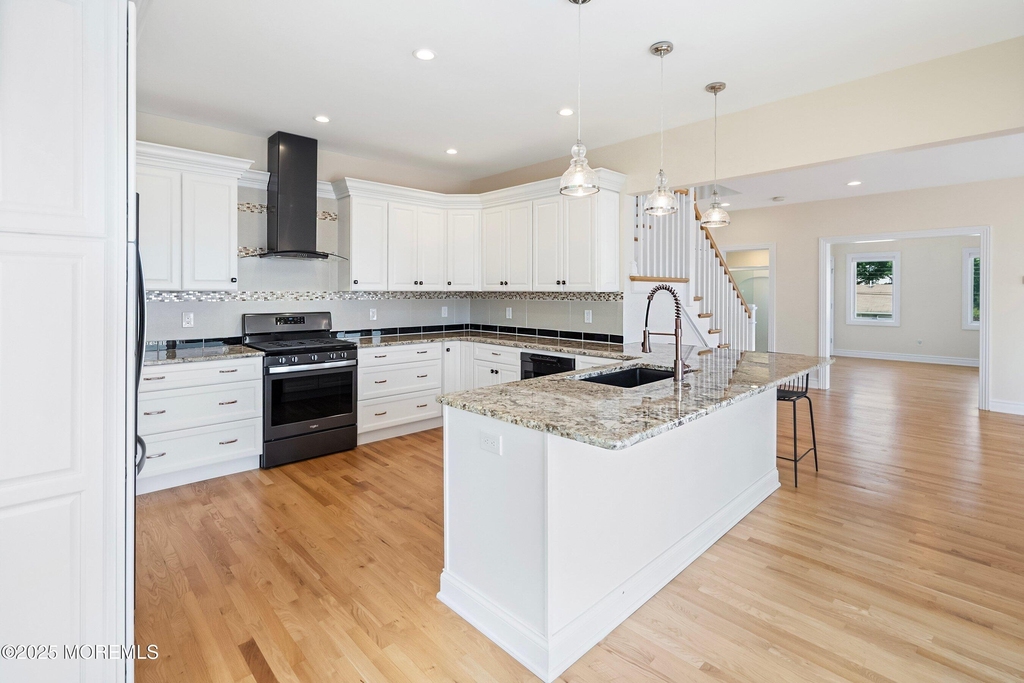 3 Grant Avenue - Photo 3