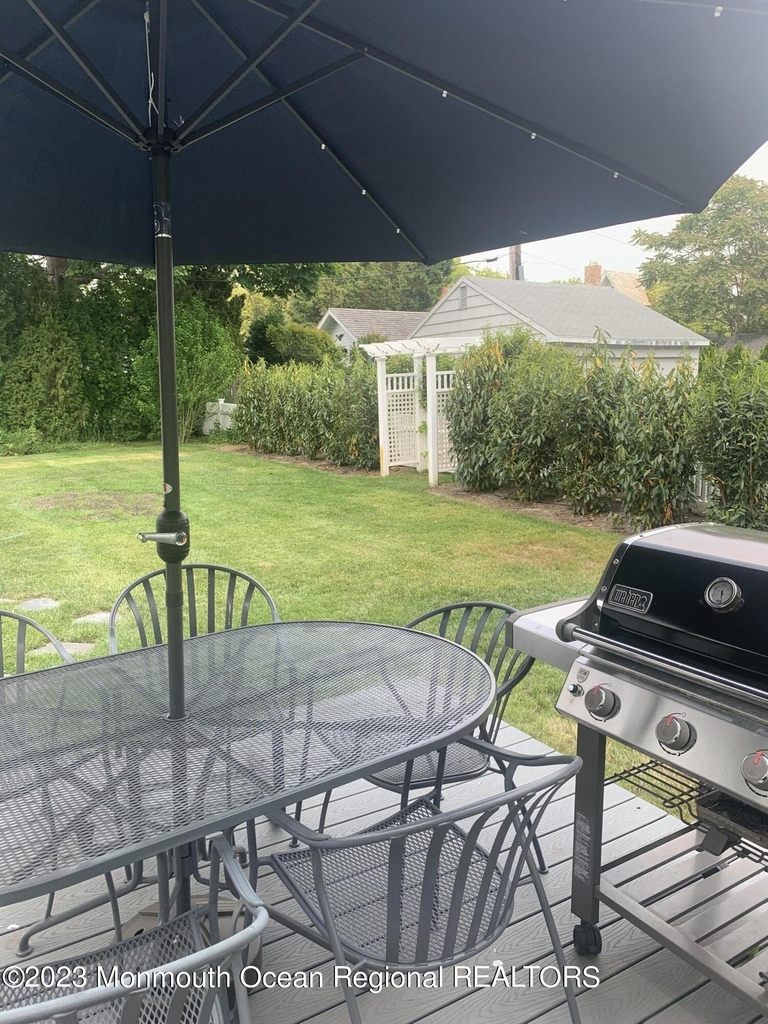 312 Salem Avenue - Photo 4