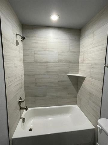 401 W Elm Street - Photo 12