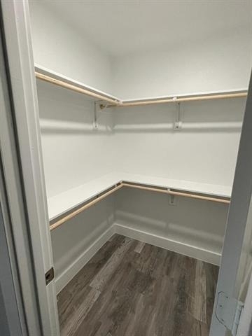 401 W Elm Street - Photo 9
