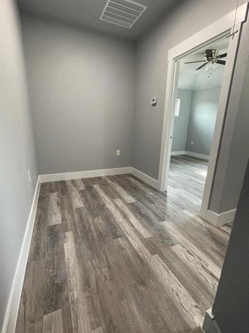 401 W Elm Street - Photo 10