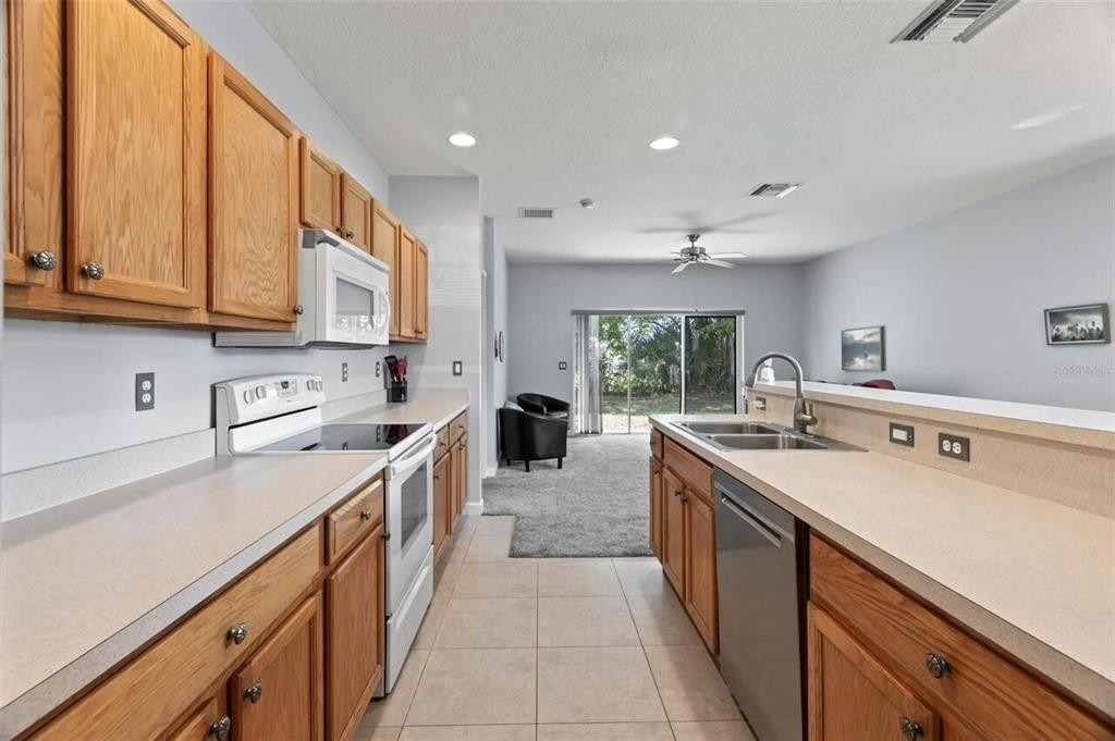 2601 Creekside Drive - Photo 8