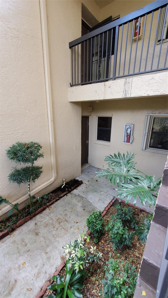 3831 Cocoplum Circle - Photo 3