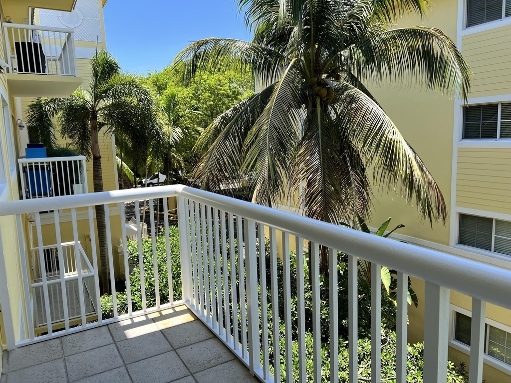 1515 E Broward Boulevard - Photo 32