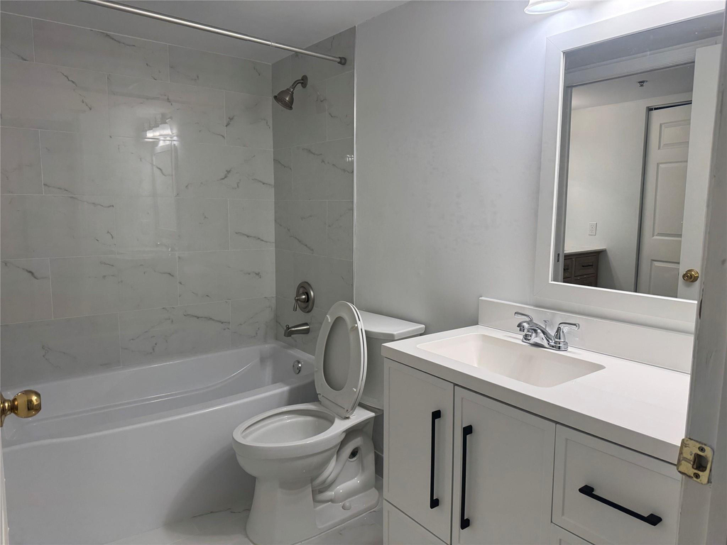 5620 Nw 61st Street - Photo 7
